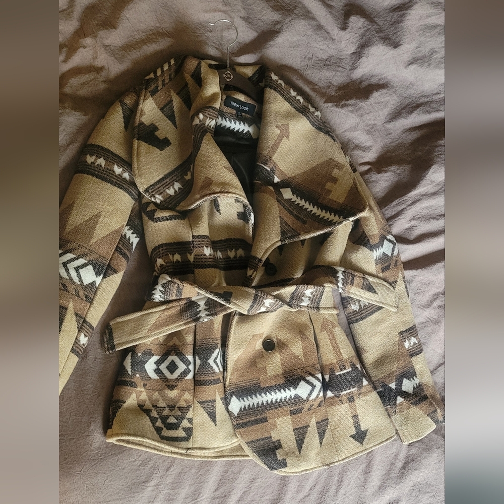 Aztec / Southwestern Geometric Print Wrap Belted Jacket